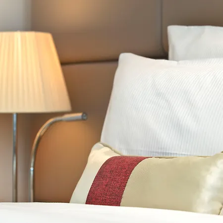 فندق Radisson Blu Hotel, 4*
