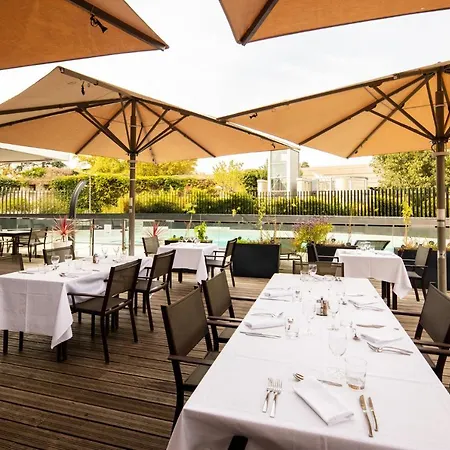 Radisson Blu Hotel, Hotel