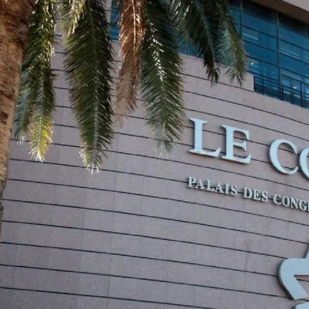 Radisson Blu Hotel, 4*