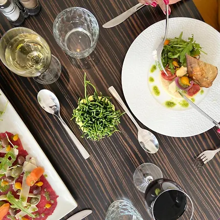 Radisson Blu Hotel, 4*