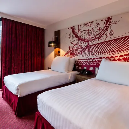 Radisson Blu Hotel, 4*