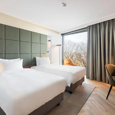 Radisson Blu Hotel, فندق 4*