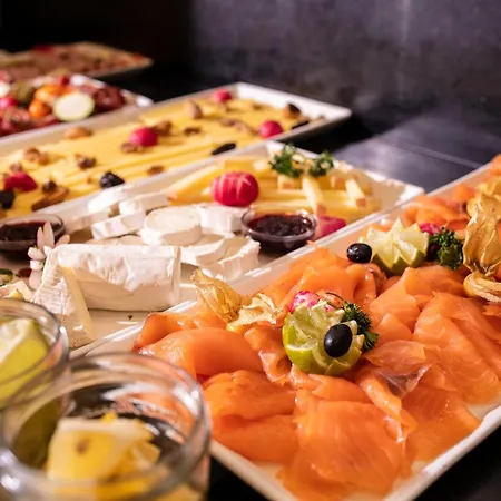 Radisson Blu Hotel, Ξενοδοχείο 4*