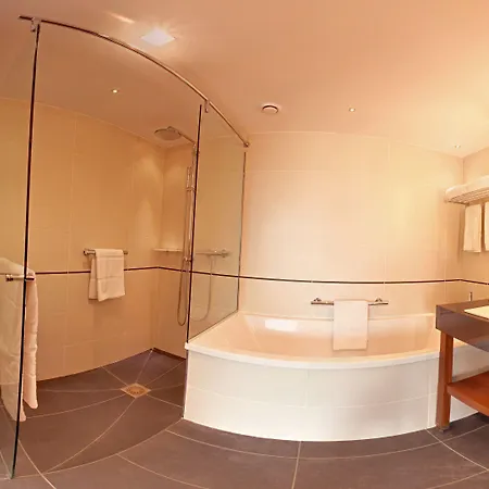ホテル Radisson Blu Hotel, 4*
